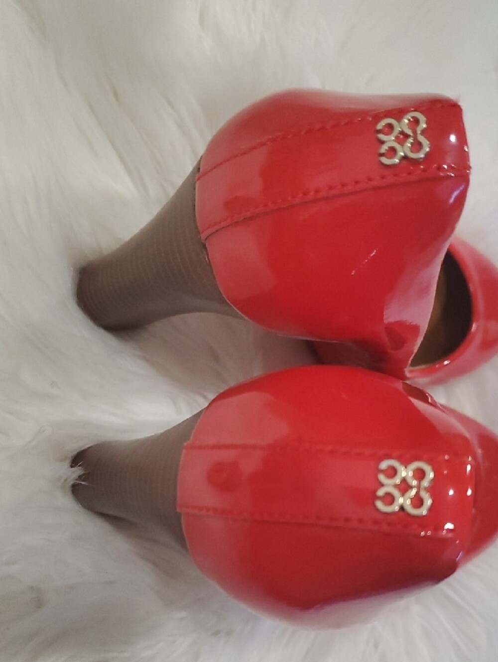 Coach Shelley Red Patent Leather Round-Toe Pumps Size 8.5 B - Picture 15 of 16